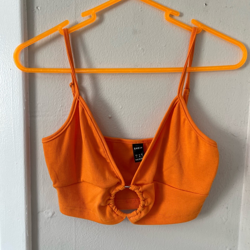 Orange crop tank